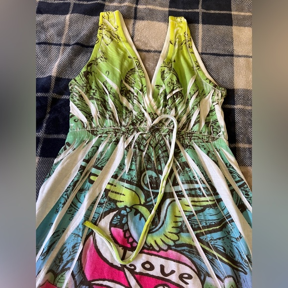 This Y2K-style bohemian dress features a "tattoo print" design with graphics - Picture 4 of 10